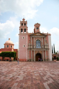 santa maria de la asuncion temple in tequisquiapan