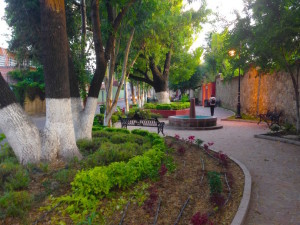cobbled street in tequisquiapan